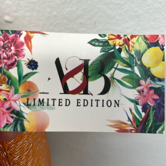 A&B Limited Edition |Orange Slice Beaded Bag w/ Pearl Strap - Picture 2 of 9